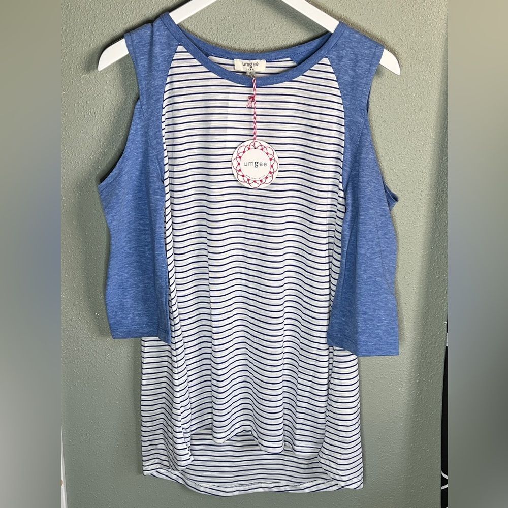 NWT Umgee Cold Shoulder Top Small